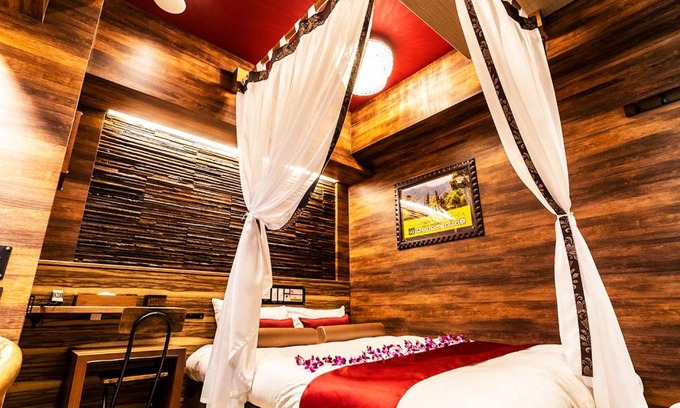 Shinjuku Hotel | Petit Bali Forest Shinjuku Sanchōme
