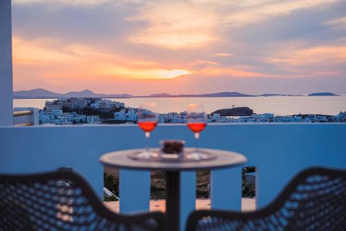Naxos Town Apartment | Petros Studios & Suites