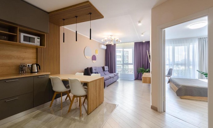 Solomjanskyj Apartment | Petrovdom 41b-59b-90b-77b stunning City View apartments at RC Kvartet, Central Railway Station