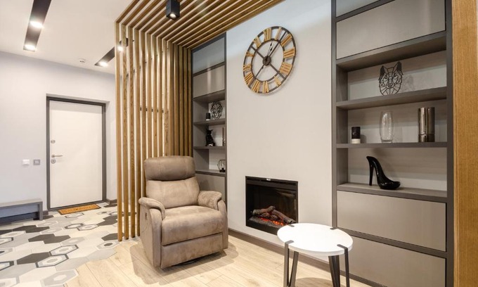 Kyiv Apartment | Petrovdom 52,67,205,213 in smart apartments in New York Concept House