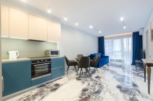 Solomjanskyj Apartment | Petrovdom Apartments 07-23 in RC Kvartet, Vasylia Lypkivskoho 16Б
