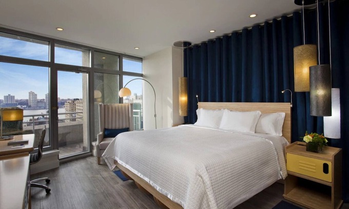 Central Park West Hotel | Pets Allowed, NY Studio With Terrace, Arthouse Hotel New York City
