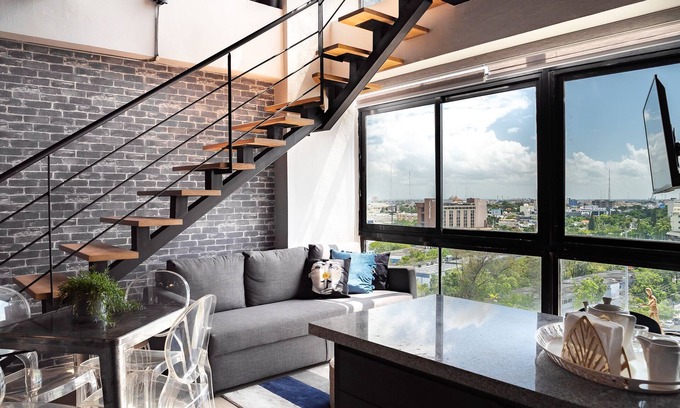Downtown Santo Domingo Apartment | PH private terrace jacuzzi with city view