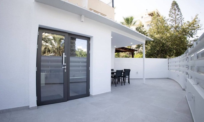 Skala Apartment | Phaedrus Living: Luxury Mackenzie Flat