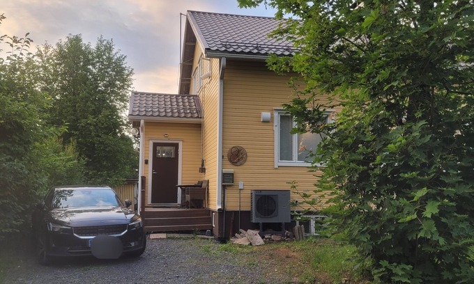 Oulu Apartment | Phenomenal 3-bedroom apartment in Oulu. Pool table, sauna and 2 bathrooms and WC