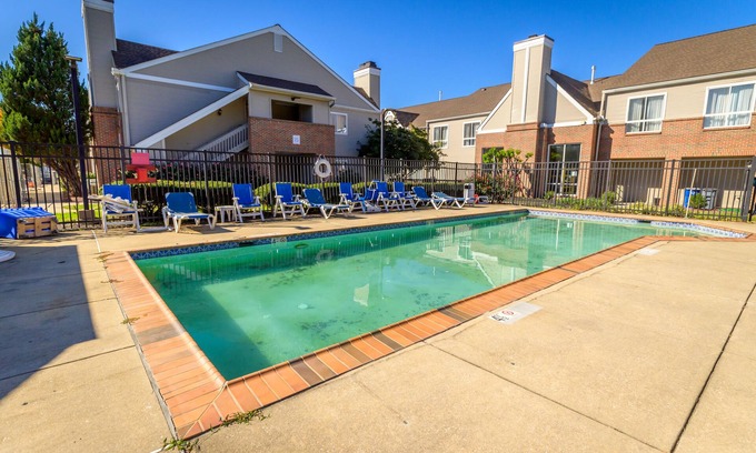 Primos Secane Apartment | Philadelphia Suites-Extended Stay