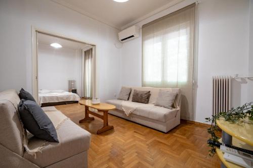 Neos Kosmos Apartment | Phoebe 3BR apartment in Neos Kosmos by ΜΡS