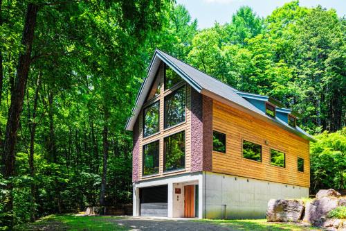 Happo Ski Chalet | Phoenix Chalets by HHG