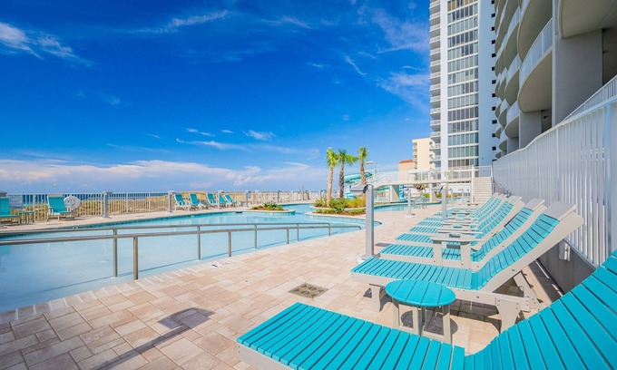 Gulf Shores Condo | Phoenix Gulf Shores Ii 1603 3 Bedroom Condo