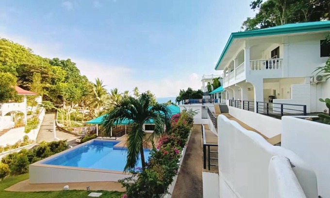 Puerto Galera Resort | Phoenix PG Diving Resort (Twin/Single Bed Room)