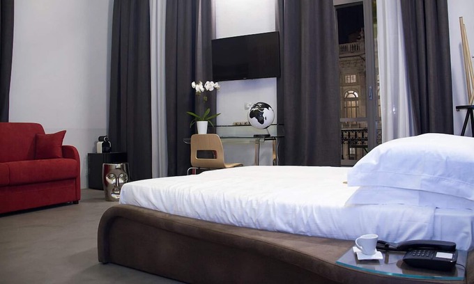 Roman Quarter Hotel | Piazza Castello Suite