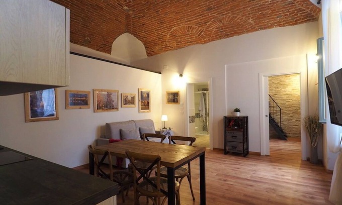 Historic Centre Apartment | Piazza Vittorio 13 apartment