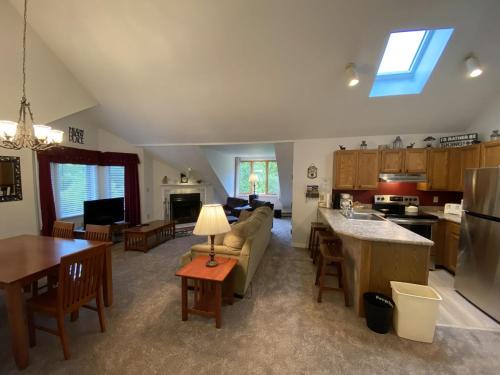 Killington House | Pico Village Resort G301