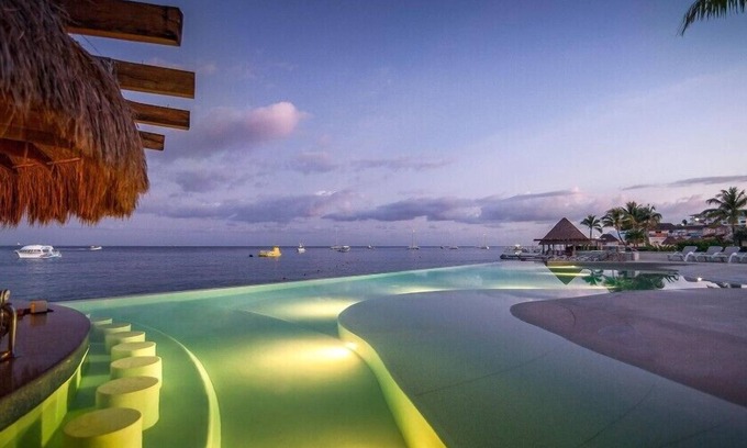 Cozumel Hotel | Picturesque Studio with Pool at Cozumel