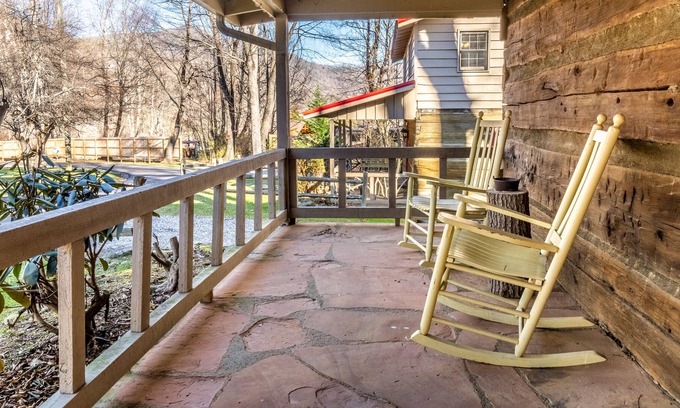 Maggie Valley Cottage | Picturesque Cabin - Ponds, Fireplace, AC, WiFi - Snowbird, Biker & Pet-Friendly