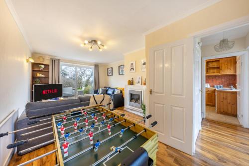 High Wycombe Apartment | Pierocks Carver Entire house, Hot tub & WIFI