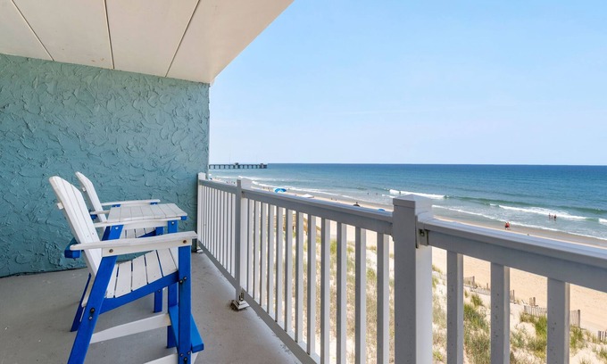 South Nags Head Condo | PierView 308: Oceanfront Condo with Community Pool