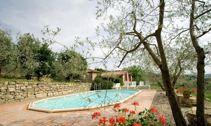 Pieve a Presciano Villa | Pieve A Presciano Villa Sleeps 6 Pool WiFi