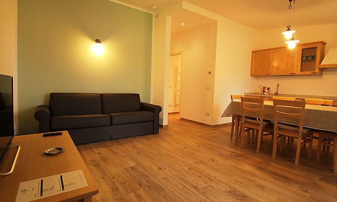 Pieve Vecchia Apartment | Pieve Vecchia Apartment, Sleeps 6 with Pool and WiFi