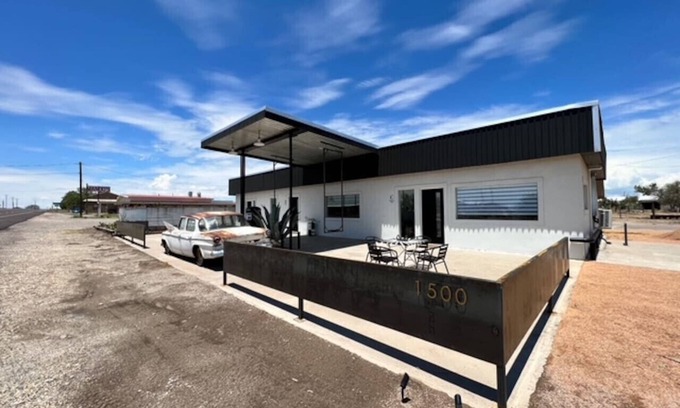 Marfa House | Pik-Pak - E - Whole Enchilada