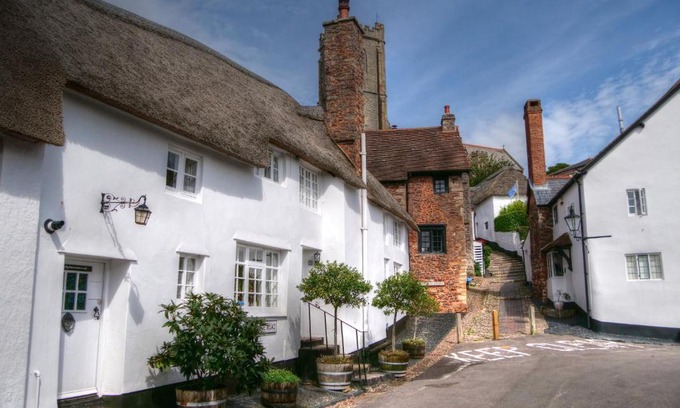Minehead House | Pilgrim Corner