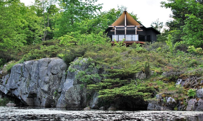 Tay Valley Cabin | Pine Brae Eco-Resort: Off-grid cabin with lake access & private hiking trails