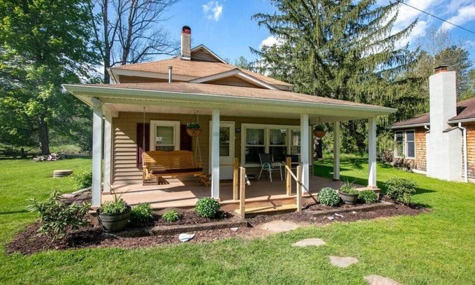 Gaines House | Pine Creek Retreat : Pine Creek Access!