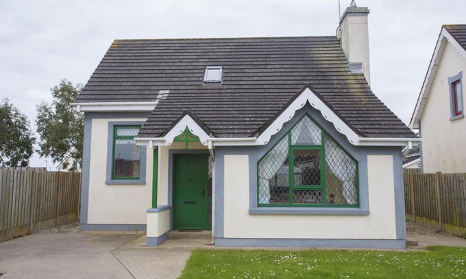 Rosslare House | Pine Grove Holiay Homes No 8