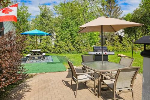 Pittsfield House | Pine Tree Trail Lodge