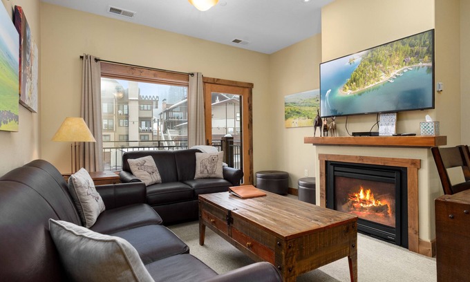 Whitefish Condo | Pines 4 bedroom with great ski access! AC for hot summer days/Underground parking/ski locker room