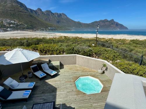 Hout Bay House | Pingu Beachhouse with Jacuzzi Hout Bay Cape Town