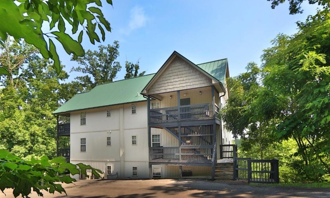 Pigeon Forge Apartment | Pinnacle View 7B