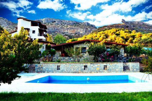 Selcuk Hotel | Pir Efes Konakları