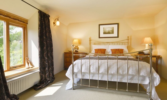 South Petherton Cottage | Pittards Farm Cottage, SOUTH PETHERTON