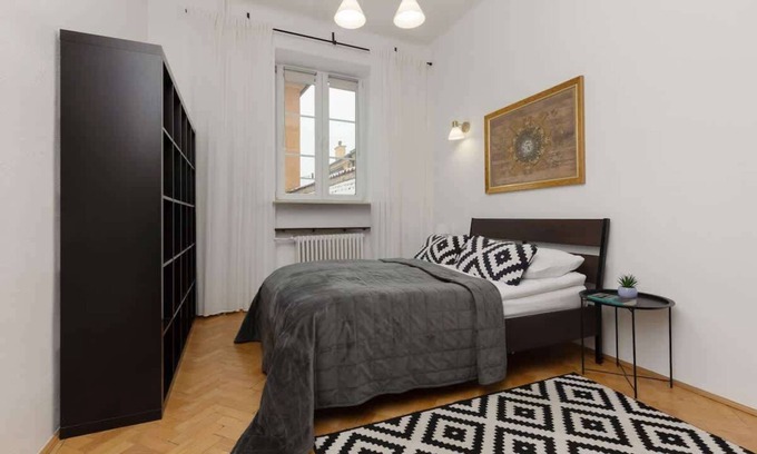 Old Town Apartment | Piwna 7 | Spacious Apartment | For 4 Guests