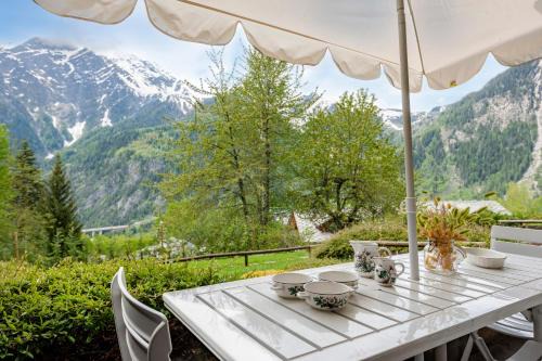 Courmayeur Apartment | Plan Gorret Wonderful Flat In Courmayeur
