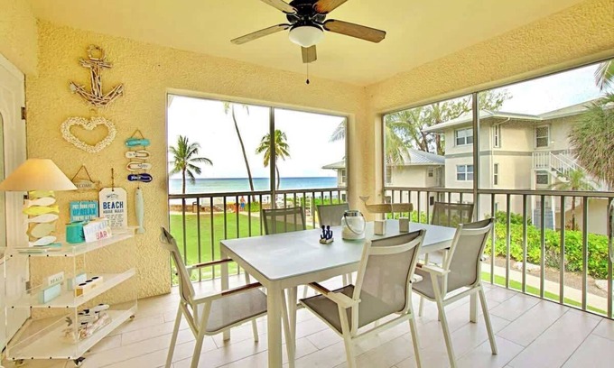Seven Mile Beach Condo | Plantation Village #20 - 3 BR Ocean View Condo