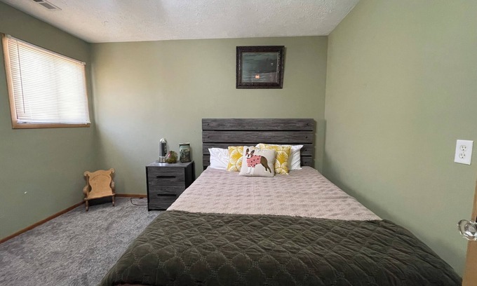 Cass County House | Play Del Omaha-escape to the beach 30 min to anywhere!
