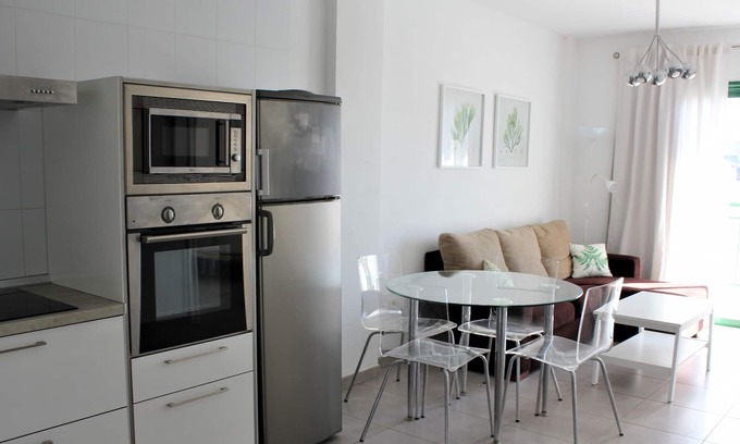 Playa San Juan Apartment | Playa San Juan 2 bd apartment by the sea