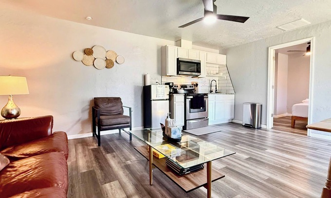 Central Oklahoma City Apartment | Plaza District Studio | $1500/month #20A | Full Kitchen + Queen Bed