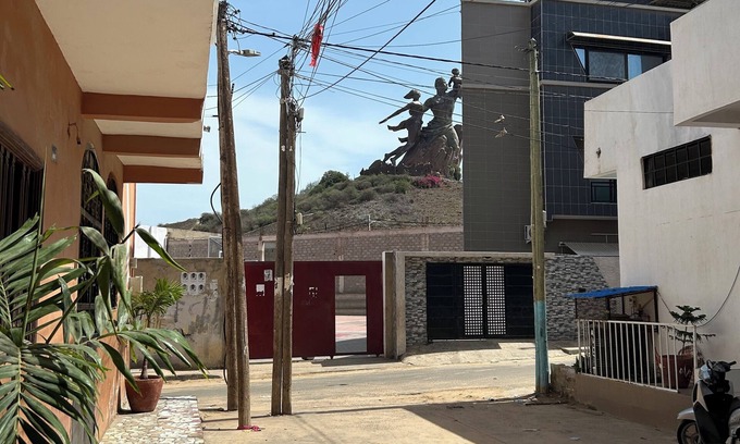Ouakam Apartment | Pleasant apartment with AC in vibrant Dakar