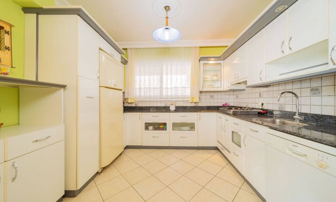 Kargicak Apartment | Pleasant Flat near Beach with Sea View in Alanya