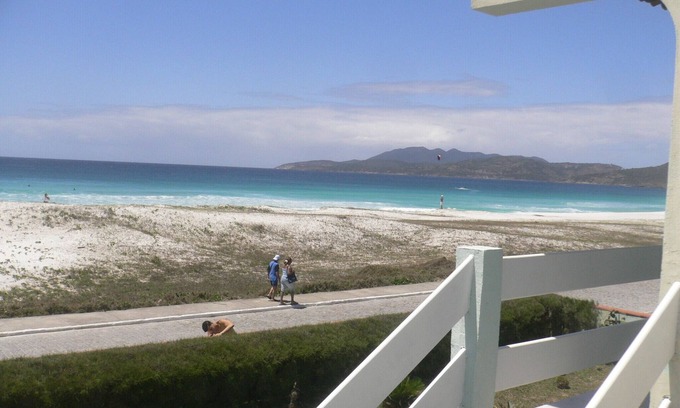 Foguete Condo | Pleasant House in condominium 20 meters from the sea