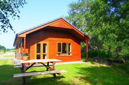 Glen Urquhart Ski Chalet | Plodda Lodge at Lochletter Lodges