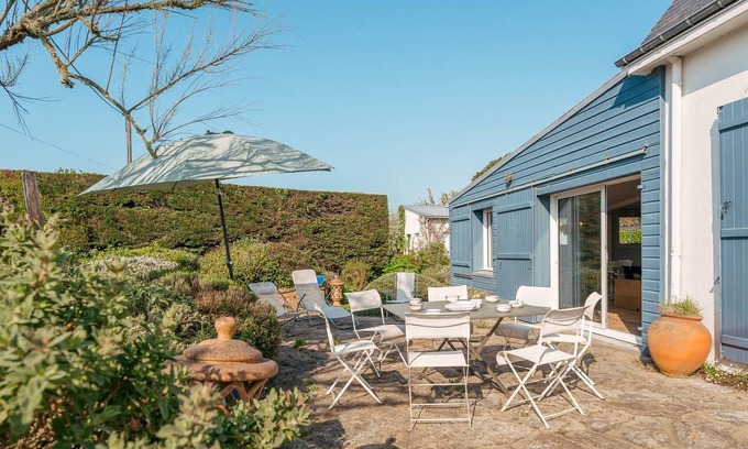 Plouharnel Villa | Plouharnel: 7-room House, 10 people, Wifi, Pets allowed