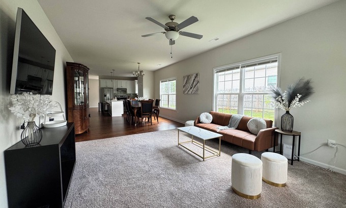 Forest House | Plum & Olive - Entire Home 15 Min to LU
