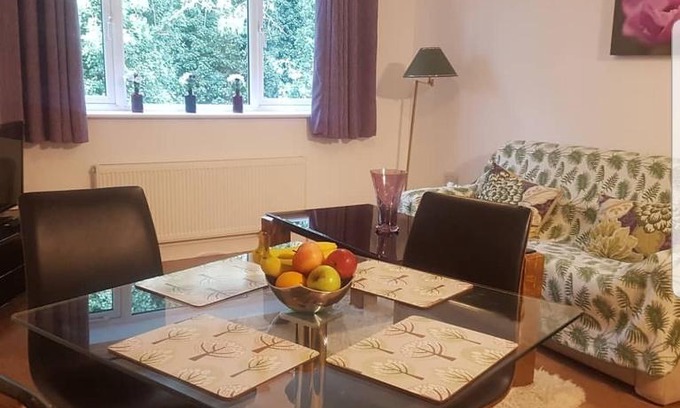 Plumstead Apartment | Plumstead Serviced Apartment