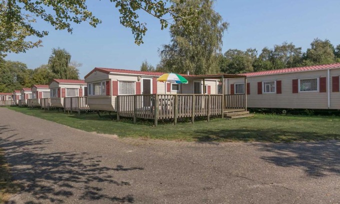 Ommel Resort | PM Dennendijk Mobile Home Water