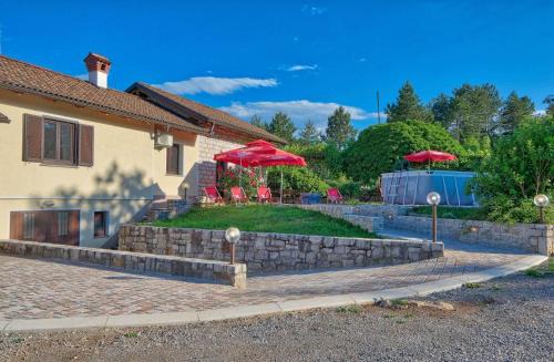 Matavun House | Počitniška hiša Miklavčič Primorska