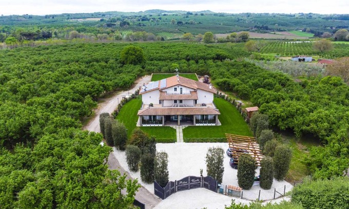 Capranica Apartment | Podere Vasella Suite junior dx